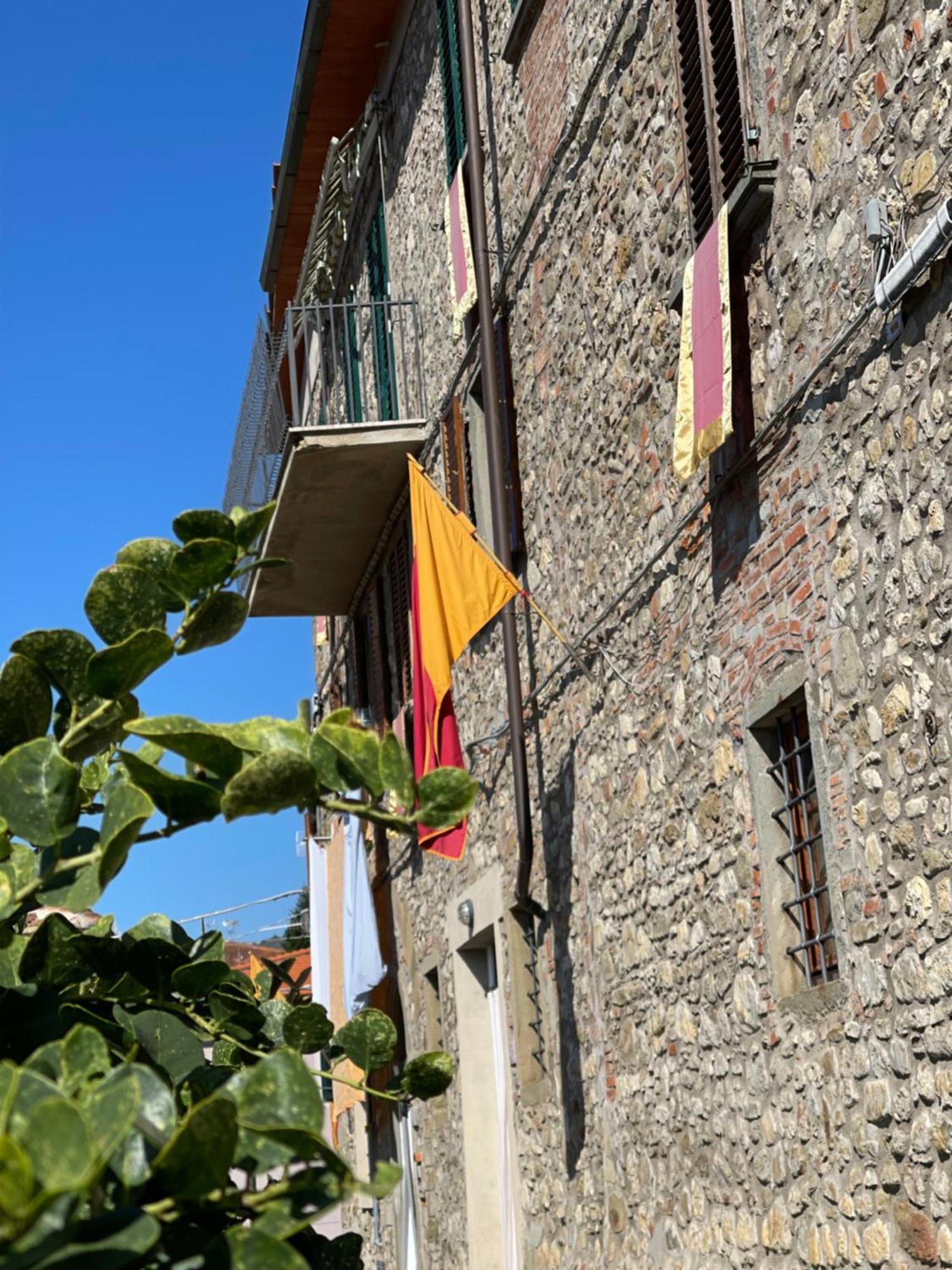 Villa La Casa In Castello Ambra Exterior foto